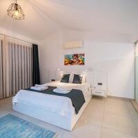Villa Therapy 620 — 51