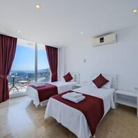 Villa Lumiere 3 — 181