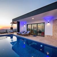 Villa Therapy — 1