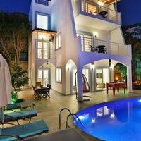 Villa Lotus — 1