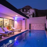 Villa Therapy — 58