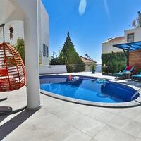 Villa Lotus — 18