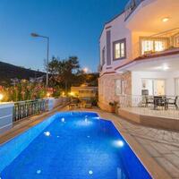 Villa Monte — 6