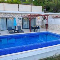 Villa Stone House 1 — 1