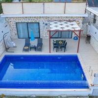 Villa Stone House 1 — 2