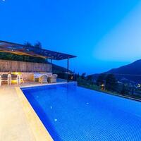Villa Pilot — 6