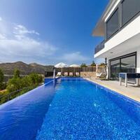 Villa Pilot — 8