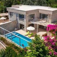 Villa Narin 2 — 1