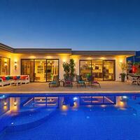 Villa Renk — 1