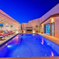Villa Felix — 1