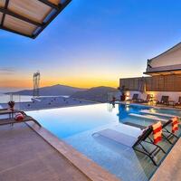 Villa Rosso — 11