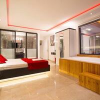 Villa Fantastik — 29