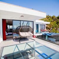 Villa Fantastik — 42