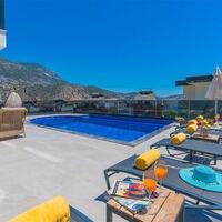 Villa Moon — 11
