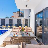 Villa Moon — 12