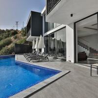Villa Tria — 1