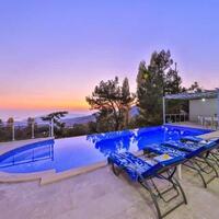Villa Secret Swiss — 5
