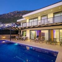 Villa Yusef — 5