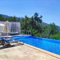 Villa Secret Swiss — 17