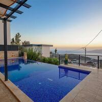 Villa Yusef — 13