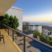 Villa Yusef — 23