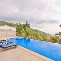 Villa Secret Swiss — 32