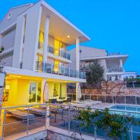 Villa Horizon — 1