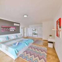 Villa Secret Swiss — 44