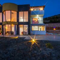 Villa Petek 2 — 1