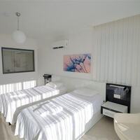 Villa Yusef — 61
