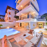 Villa Golden Lotus — 1
