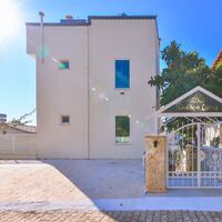 Villa Golden Lotus — 37