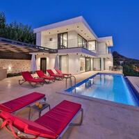 Villa Azure Duo — 1