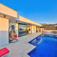 Villa Azure — 4