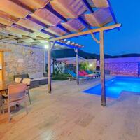 Villa Bonus — 5