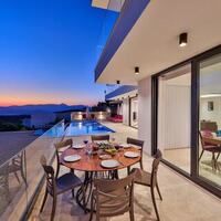 Villa Azure Duo — 12