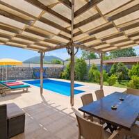 Villa Bonus — 17