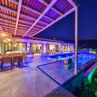 Villa Free — 16
