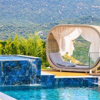 Villa Free — 104