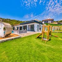 Villa Free — 110