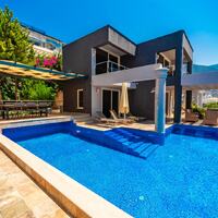 Villa Alba — 90