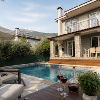 Villa Almond 2 — 4
