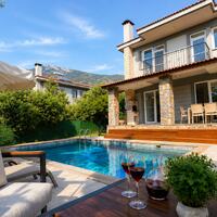 Villa Almond 2 — 1