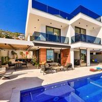 Villa Sweet — 2