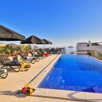 Villa Dreams — 4