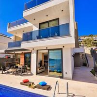 Villa Sweet — 6