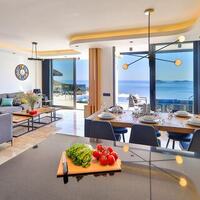 Villa Sweet — 19