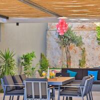 Villa Sweet — 40