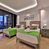 Villa Dreams — 41
