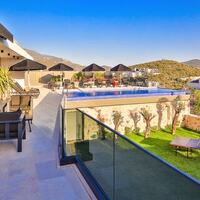 Villa Dreams — 69